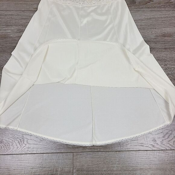 VINTAGE 1970s Ivory Lace Trim Slip Skirt Small-Medium - Picture 6 of 16